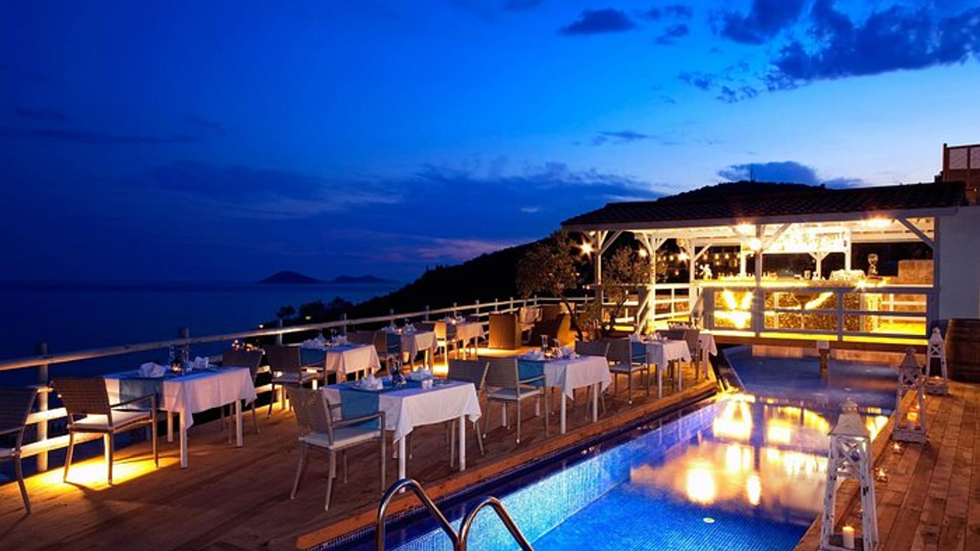 Asfiya Sea View Hotel
