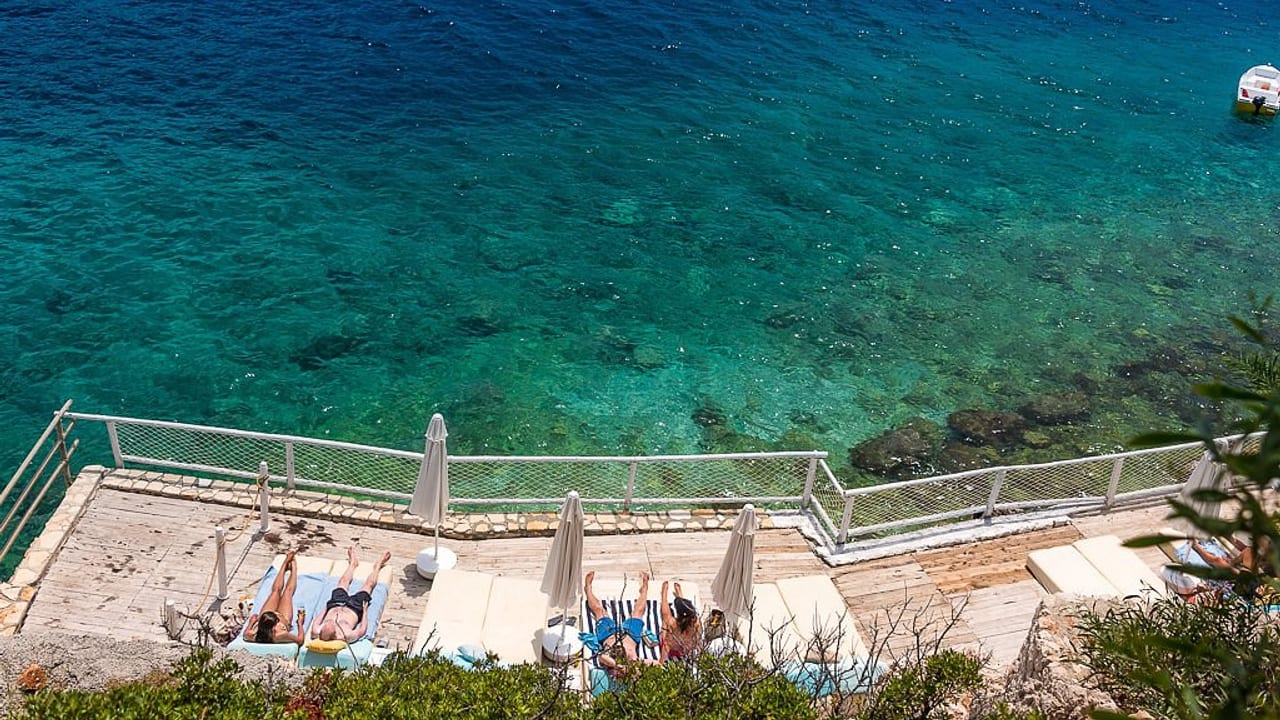 Yali Beach Club manzara