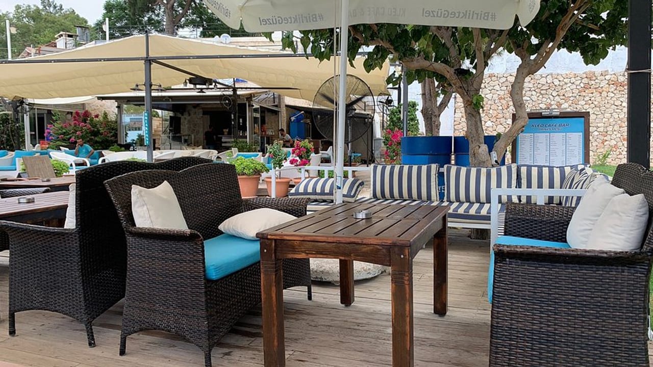 Kleo Cafe Bar ambiyans