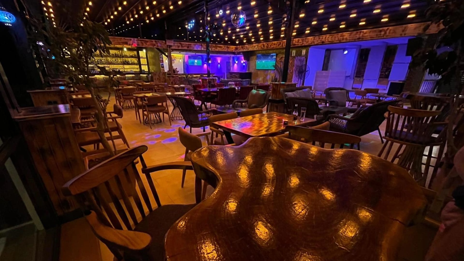 Rallzees Pub
